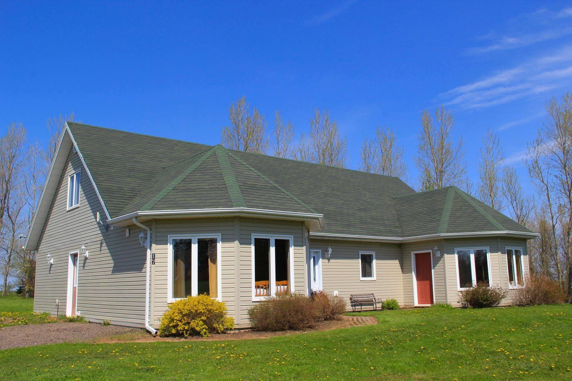 Swept Away Cottages Cavendish Exterior foto